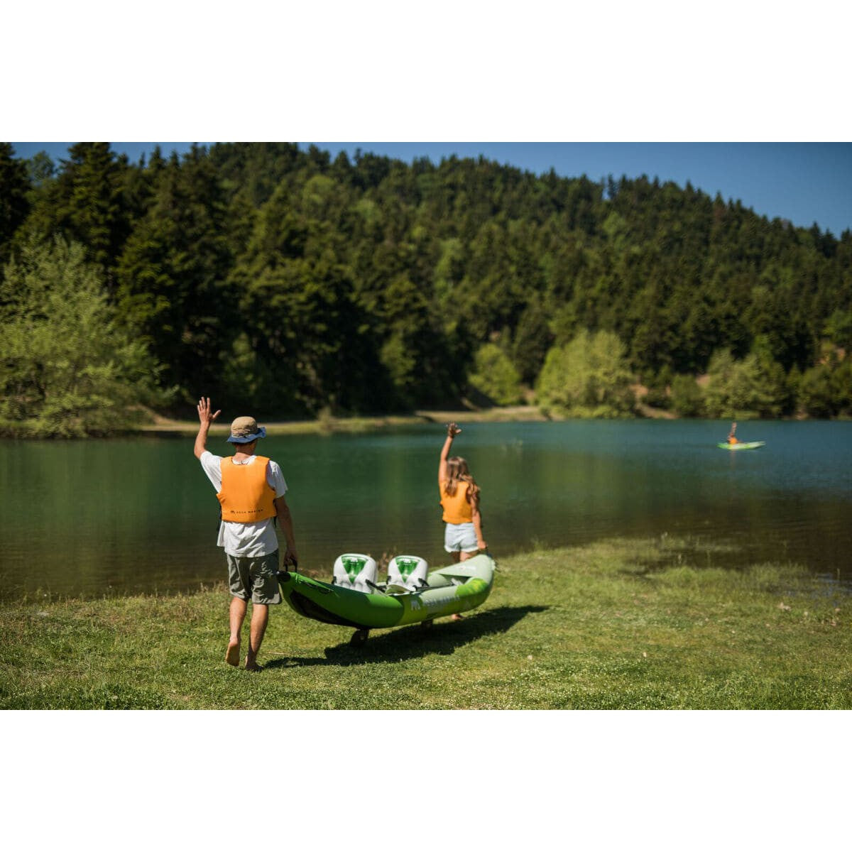 Aqua Marina Betta-412 Recreational 2 person Inflatable Deck Kayak With Paddle Set