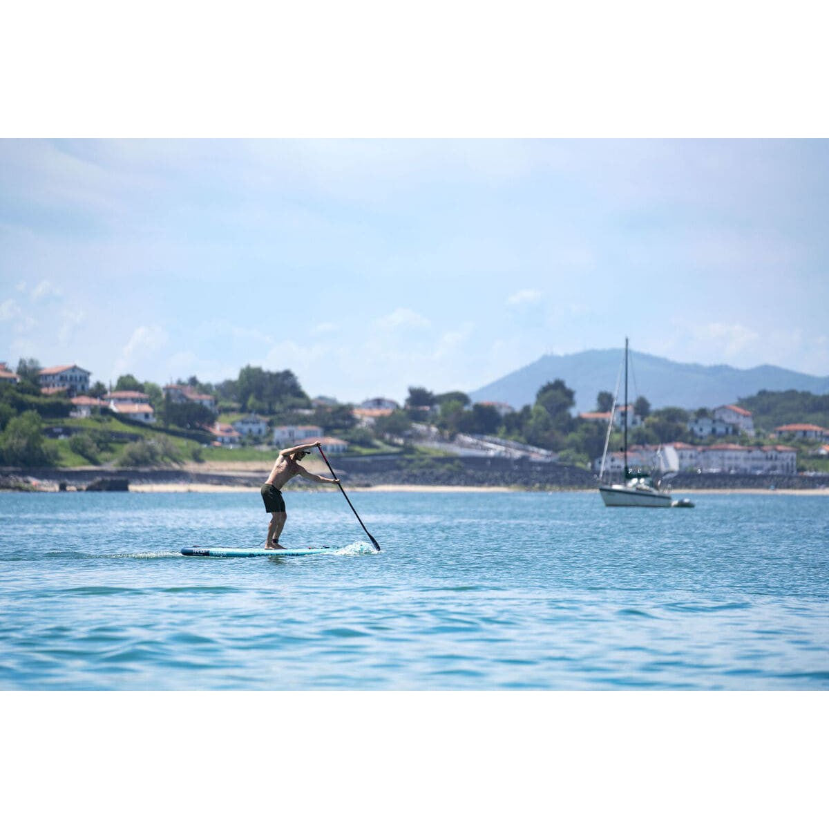 Aqua Marina Vapor Aqua Splash All Around iSUP Stand Up Paddleboard With SPORTS III Paddle